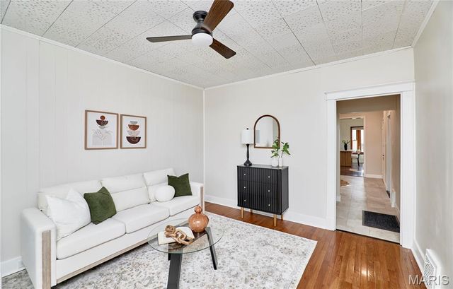 4076 Wilmington Avenue, St Louis, MO 63116