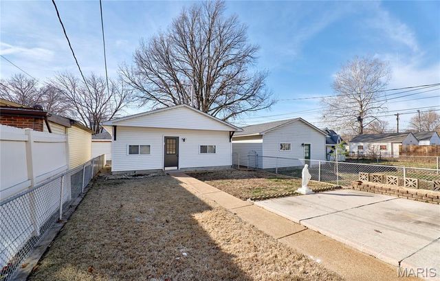 4076 Wilmington Avenue, St Louis, MO 63116