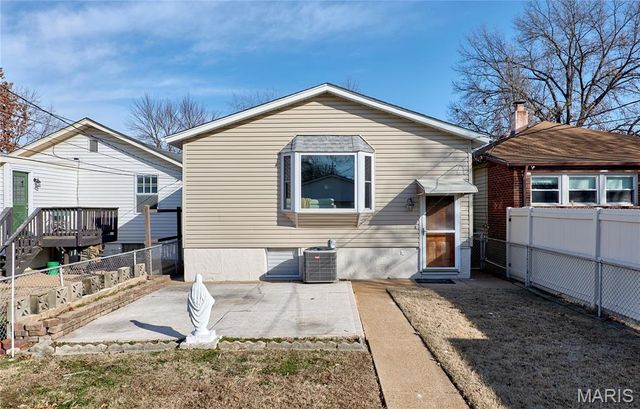 4076 Wilmington Avenue, St Louis, MO 63116