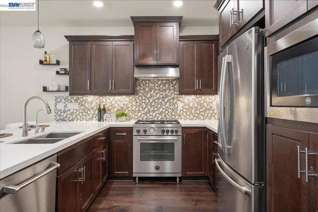 730 Amalfi Loop, Milpitas, CA 95035