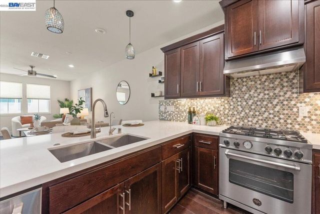 730 Amalfi Loop, Milpitas, CA 95035