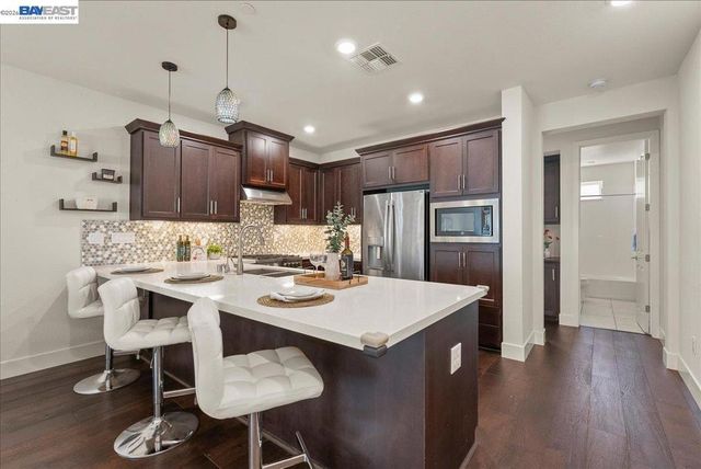 730 Amalfi Loop, Milpitas, CA 95035