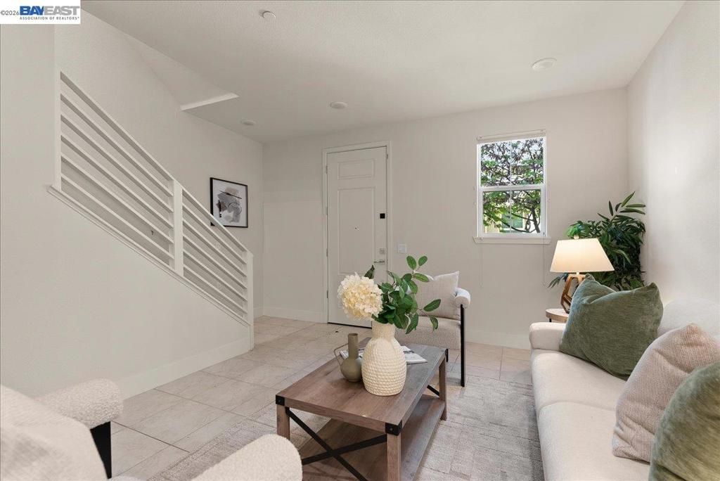 Image 8 of property listing at 730 Amalfi Loop, Milpitas, CA 95035