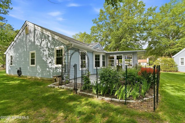 5 Abbey Court, Forked River, NJ 08731
