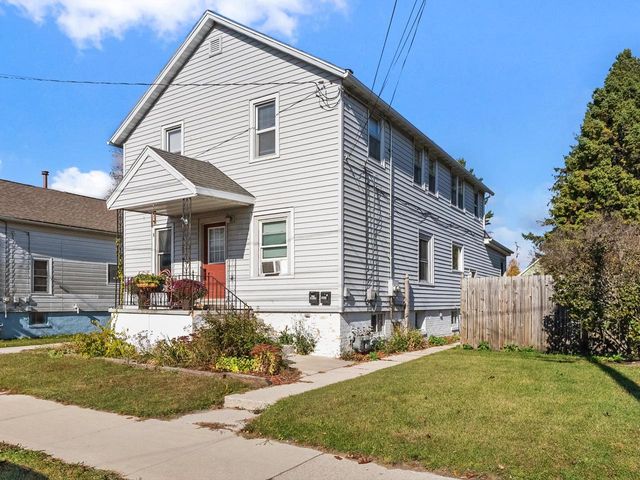 1712 18th STREET, Two Rivers, WI 54241