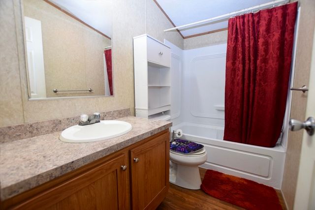 2900 Cranberry Hwy 42, Wareham, MA 02538