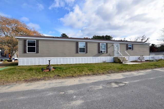 2900 Cranberry Hwy 42, Wareham, MA 02538
