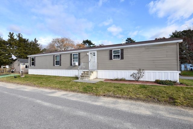 2900 Cranberry Hwy 42, Wareham, MA 02538