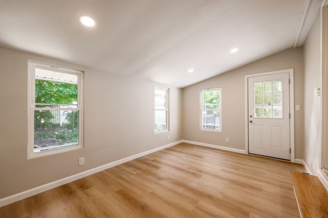 181 E Main St, Westborough, MA 01581
