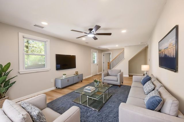 181 E Main St, Westborough, MA 01581