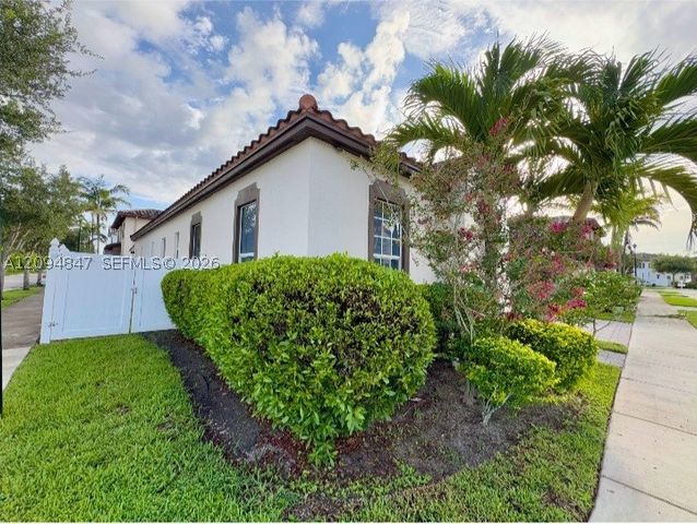 17181 SW 91st St, Miami, FL 33196