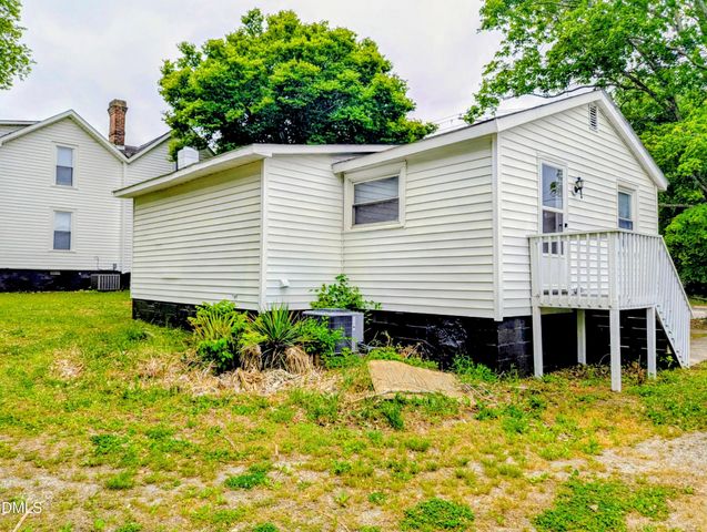 908 S Main Street, Louisburg, NC 27549