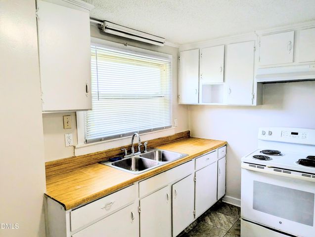 908 S Main Street, Louisburg, NC 27549