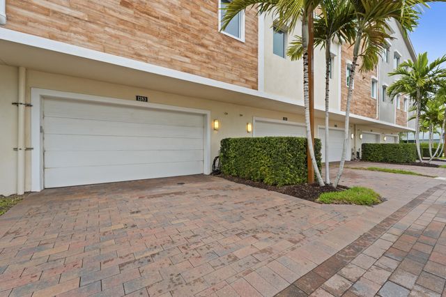 1283 Faulkner Terrace, Palm Beach Gardens, FL 33418