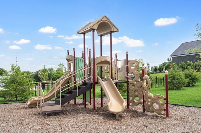 464 Buckwood Ave, W, Thompsons Station, TN 37179