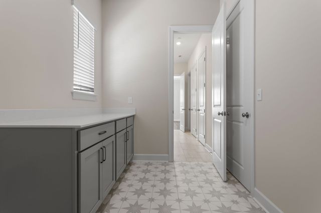 464 Buckwood Ave, W, Thompsons Station, TN 37179