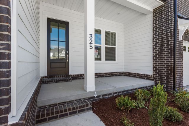 464 Buckwood Ave, W, Thompsons Station, TN 37179