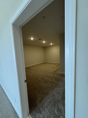 464 Buckwood Ave, W, Thompsons Station, TN 37179