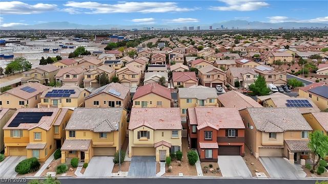 4063 Blue Wildrye Street, Las Vegas, NV 89122