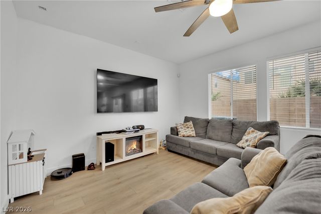 4063 Blue Wildrye Street, Las Vegas, NV 89122