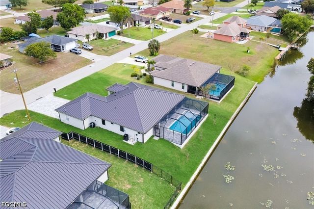 38 NE 8th PL, Cape Coral, FL 33909