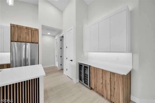 38 NE 8th PL, Cape Coral, FL 33909