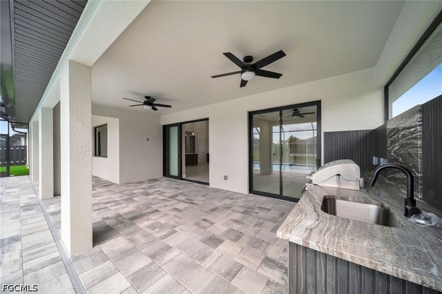 38 NE 8th PL, Cape Coral, FL 33909