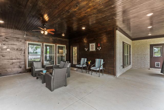 90 Win Meadow, Greenbrier, AR 72058