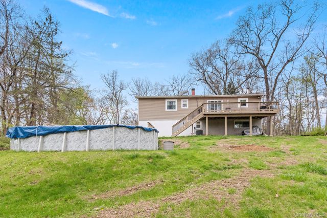 325 Oak Ridge Road, Hopewell Junction, NY 12533
