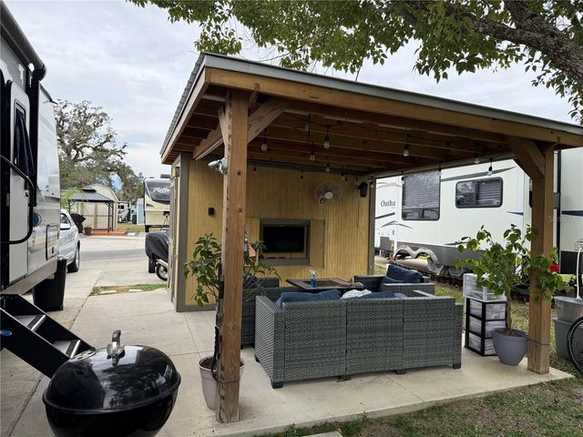 2845 NE 104TH AVENUE, Silver Springs, FL 34488