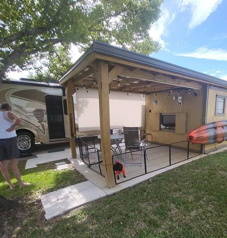 2845 NE 104TH AVENUE, Silver Springs, FL 34488