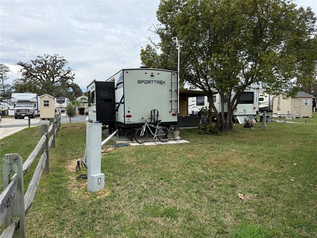 2845 NE 104TH AVENUE, Silver Springs, FL 34488