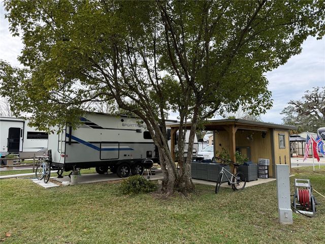 2845 NE 104TH AVENUE, Silver Springs, FL 34488