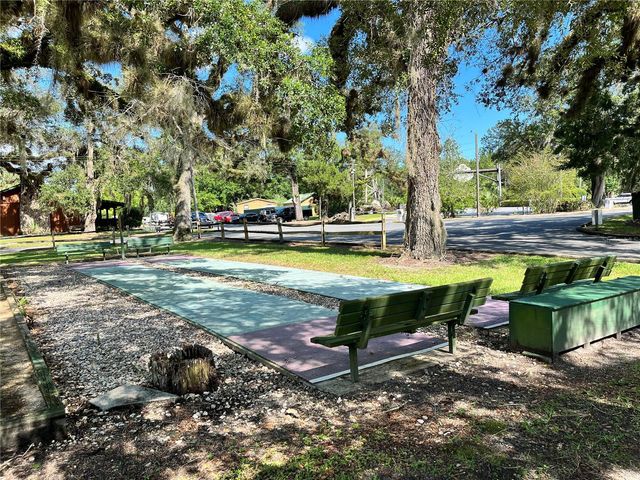 2845 NE 104TH AVENUE, Silver Springs, FL 34488