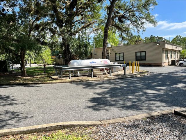 2845 NE 104TH AVENUE, Silver Springs, FL 34488