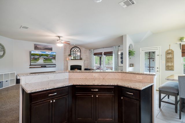 1120 Cheyenne Drive, Aubrey, TX 76227