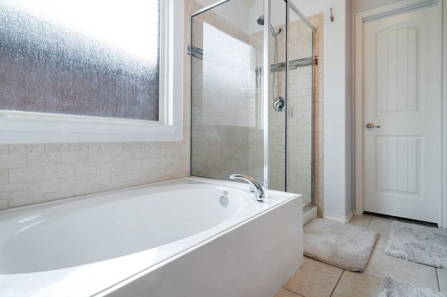 1120 Cheyenne Drive, Aubrey, TX 76227