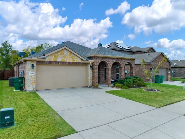 1120 Cheyenne Drive, Aubrey, TX 76227