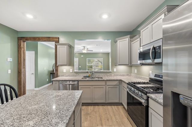3005 Kirk Ct, Fairview, TN 37062