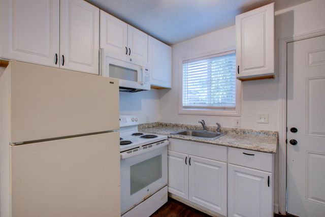 135 S 26th Street, San Jose, CA 95116