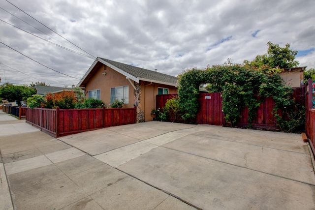 135 S 26th Street, San Jose, CA 95116