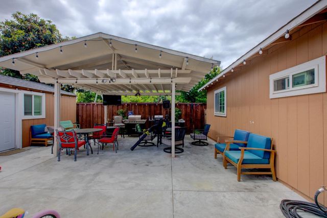 135 S 26th Street, San Jose, CA 95116