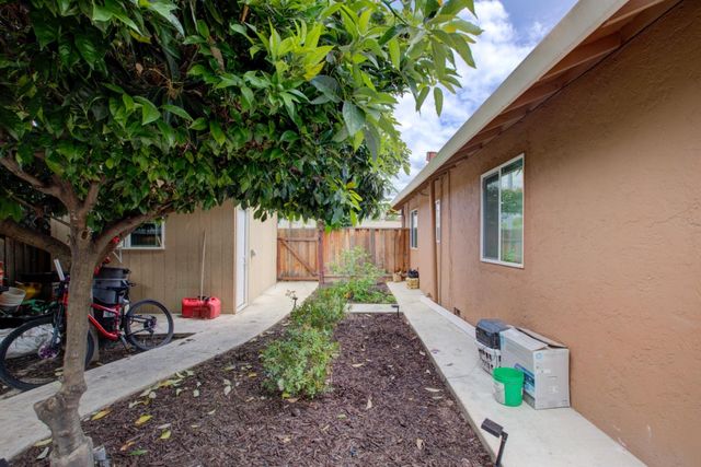 135 S 26th Street, San Jose, CA 95116