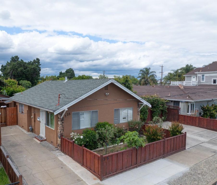 135 S 26th Street, San Jose, CA 95116