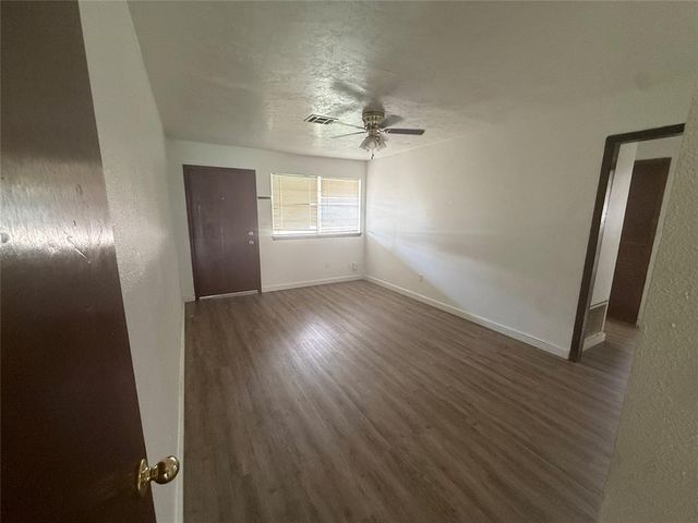 706 Century Drive, Oklahoma City, OK 73160