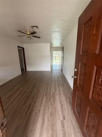 706 Century Drive, Oklahoma City, OK 73160
