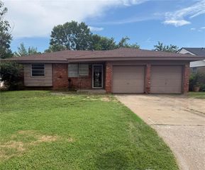 706 Century Drive, Oklahoma City, OK 73160