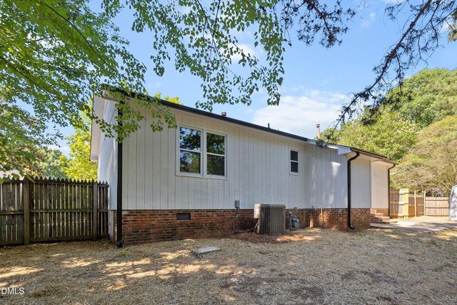 2605 Valley Woods Court, Raleigh, NC 27613