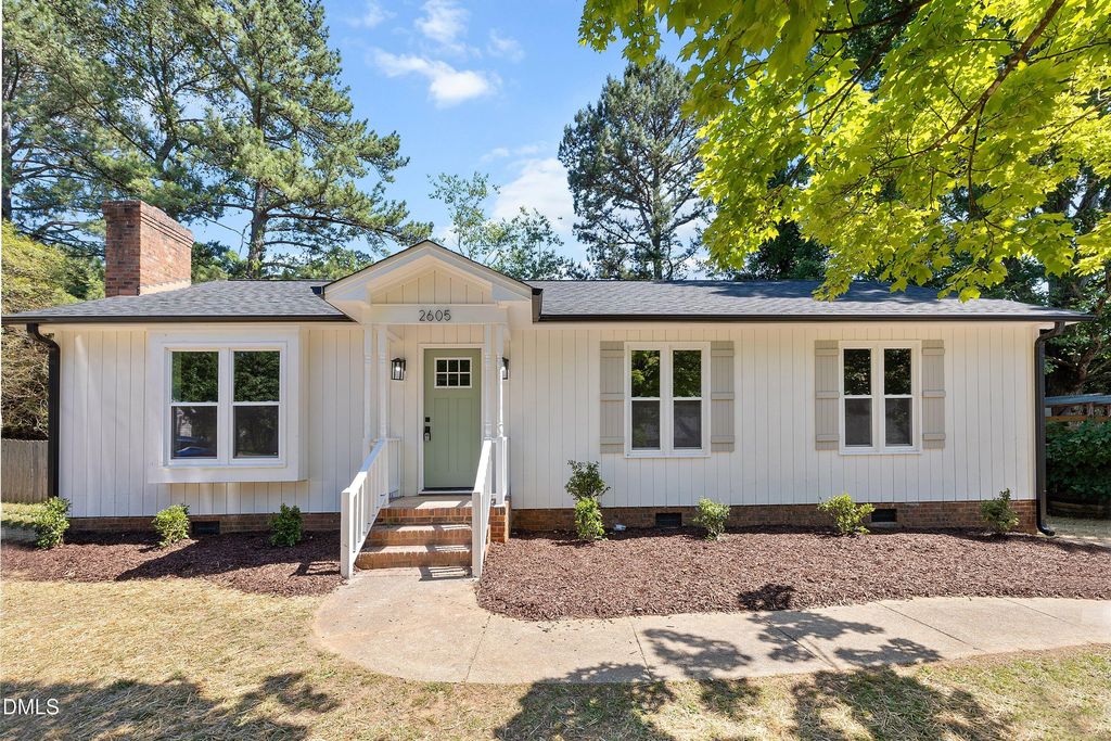 2605 Valley Woods Court, Raleigh, NC 27613