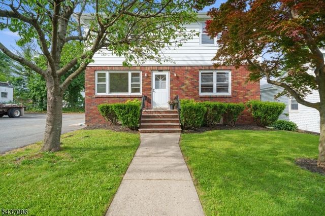 384 Delawanna Ave, Clifton City, NJ 07014